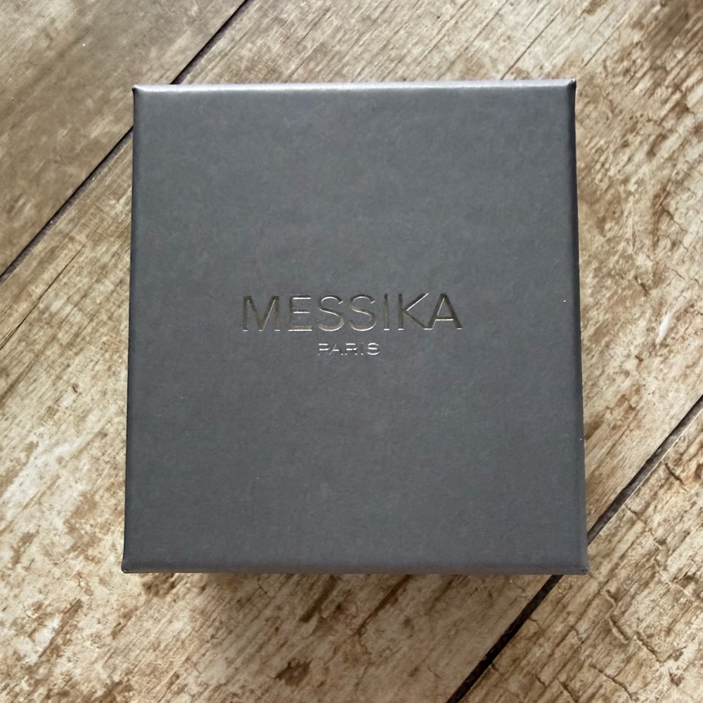 Messika Move Uno Ear Studs White Gold with Diamond - Picture 5 of 9